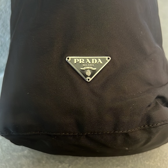 Designer Prada nylon bucket pouch bag! - Picture 8 of 14